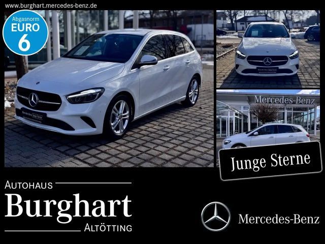 Mercedes-Benz B 200 2023 Benzine