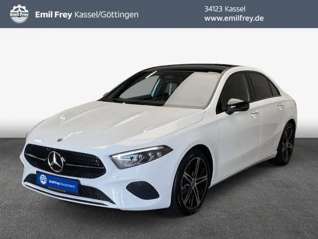 Mercedes-Benz A 200 A-Klasse 2025 Benzine