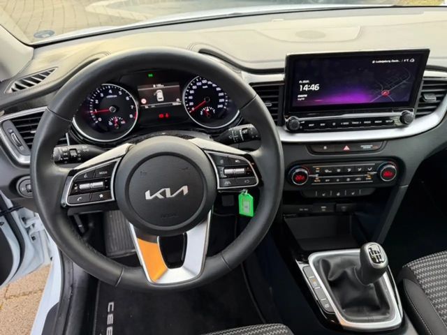 Kia Ceed / cee'd