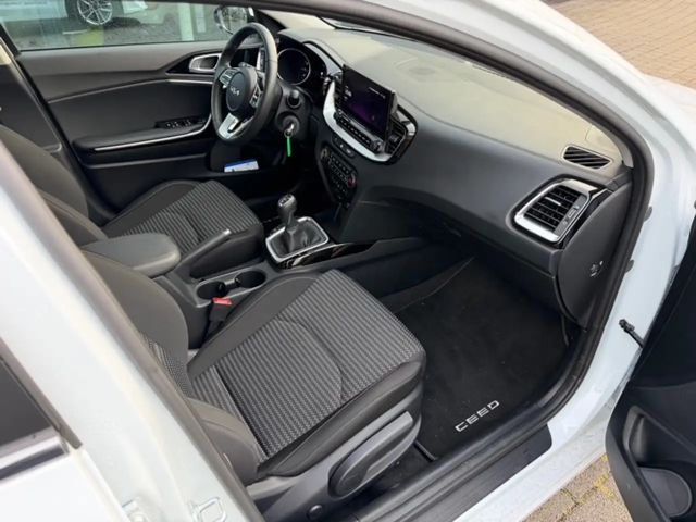 Kia Ceed / cee'd