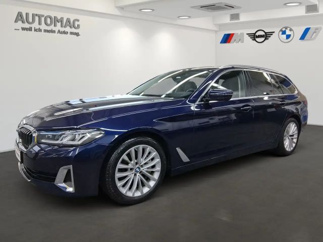 BMW 530 d xDrive LuxuryLine*AHK*ParkAss*DrivAss*Laser*Head 2023 Diesel