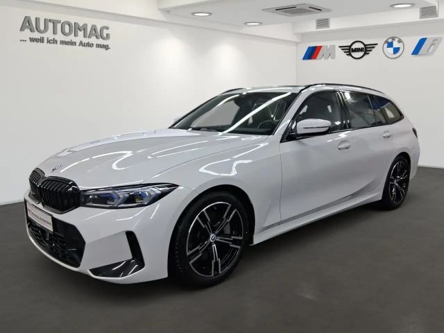 BMW 330 i Touring*M-Sport*Panorama*AktiveGeschw*AdapLed 2022 Benzine