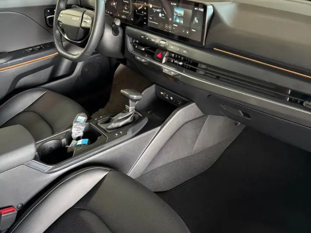 Kia K4