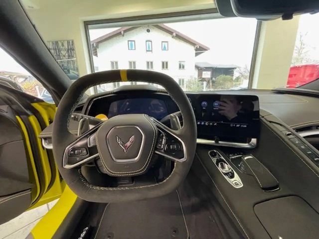 Corvette C8