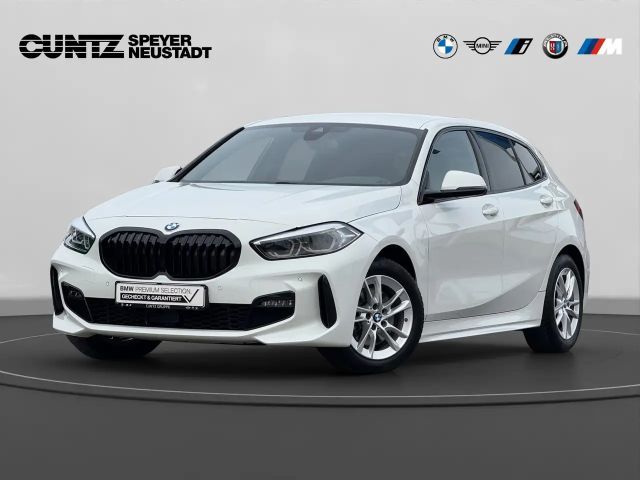 BMW 118 i M Sport PDC Lenkradhzg. Lordose LED-Scheinwerfer 2022 Benzine