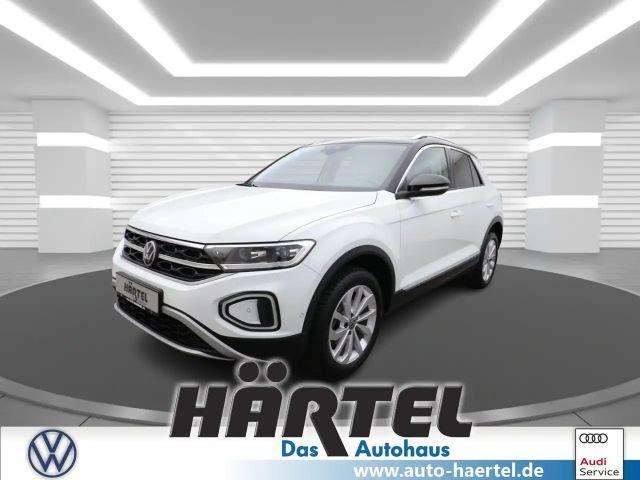 Volkswagen T-Roc STYLE 1.5 TSI DSG (+ACC-RADAR+NAVI+AHK) LED 2024 Benzine