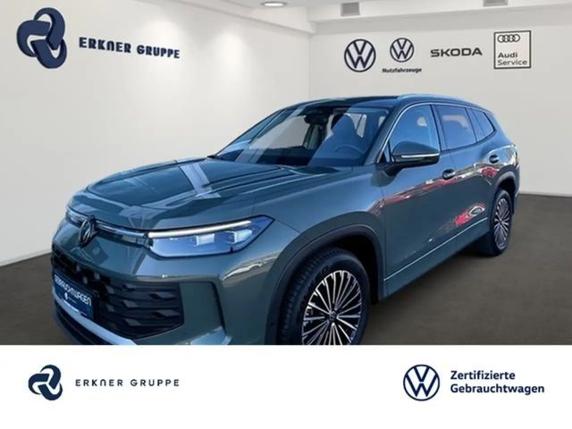 Volkswagen Tayron 1.5eTSI DSG Life LED+ACC+AHK+KAMERA+++ 2025 Benzine