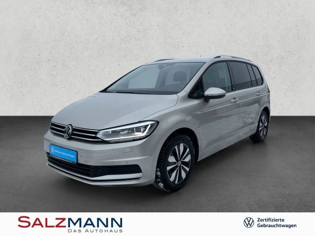 Volkswagen Touran 1.5 TSI DSG Move , Navi, AHK, Kamera, LED 2024 Benzine