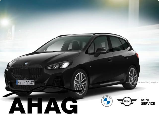 BMW 220 i Active Tourer Steptronic DCT M Sportpaket 2023 Benzine