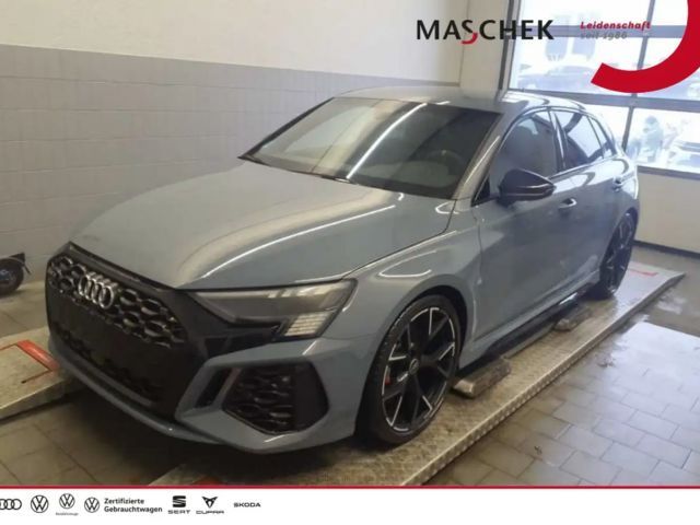 Audi RS3 Sportback Matrix RS-AGA Black Carbon PDC Sitzh 2023 Benzine