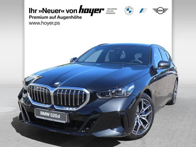 BMW 520 d Touring M Sport AHK Iconic Glow Sportpaket 2024 Diesel