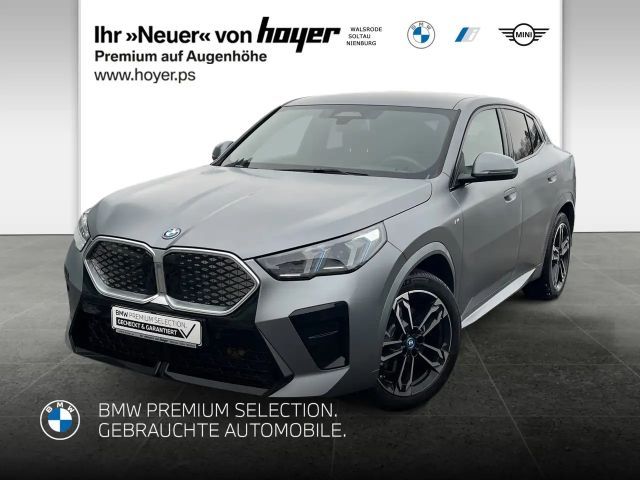BMW iX2 xDrive30 M Sportpaket Head-Up HK HiFi DAB 2025 Elektrisch