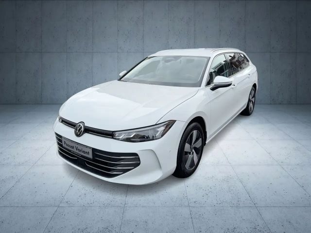 Volkswagen Passat Variant 1.5 TSIe Business DSG Anhängevorrichtung Area View 2025 Benzine