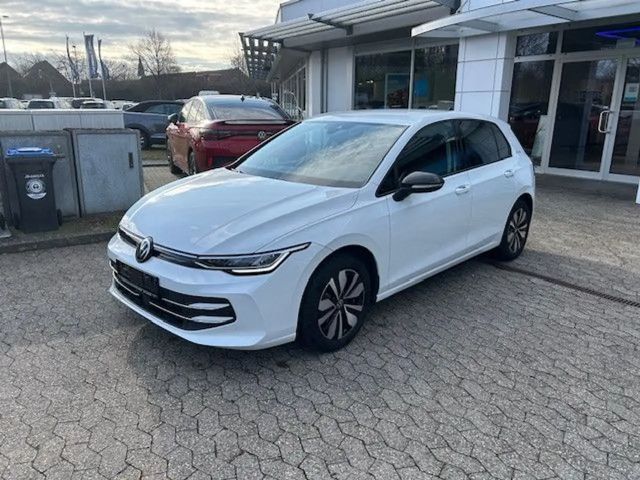 Volkswagen Golf VIII Lim. 1.5 TSI 85 kW Goal AHK KAMERA 2025 Benzine