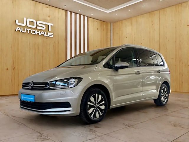 Volkswagen Touran MOVE 1.5 TSI 7-Sitzer Navi Standheizung el.Klappe Kamera 2024 Benzine
