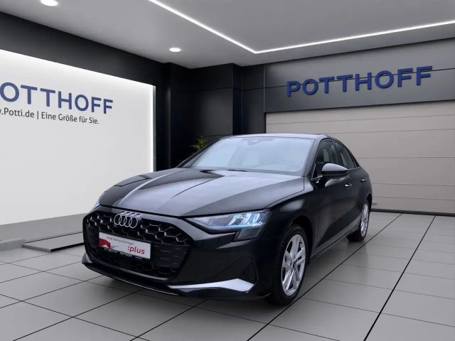 Audi A3 35 TFSI ADVANCED AHK NAVI KAMERA SI 2025 Benzine