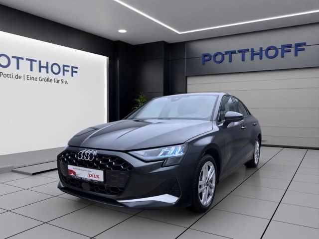 Audi A3 35 TFSI ADVANCED AHK NAVI KAMERA SI 2025 Benzine