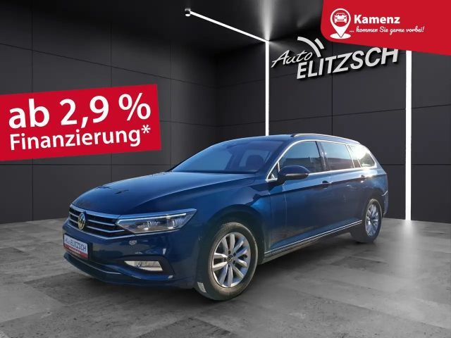 Volkswagen Passat Variant TSI Business DSG Matrix Navi ACC RFK SH 2022 Benzine