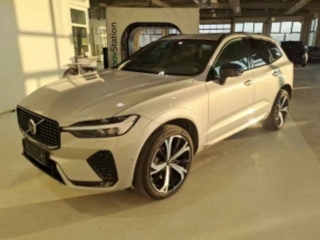Volvo XC60 Plus Dark AWD *21Zoll*PANORAMA*Kristallglas*H&K* 2023 Diesel