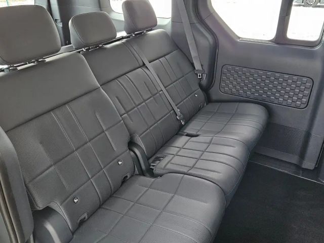 Kia PV5 Passenger