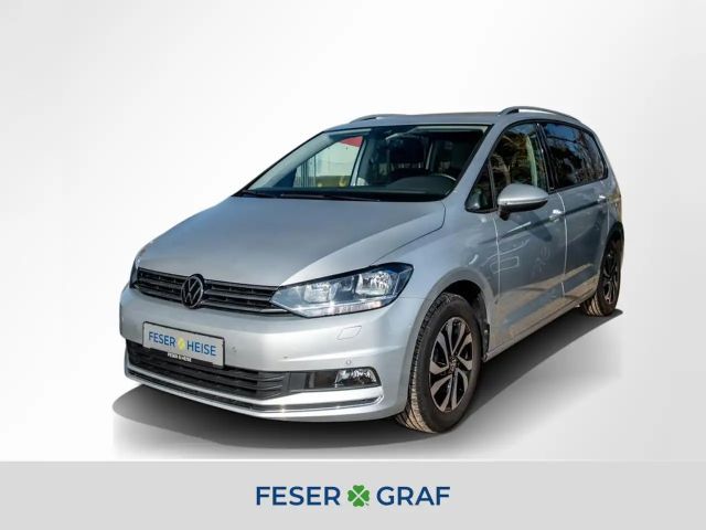 Volkswagen Touran 1.5 TSI Active AHK*4xSHZ*Bluetooth*DAB+*ACC*App* 2022 Benzine
