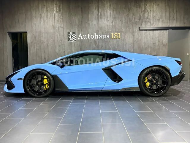 Lamborghini Revuelto NOVITEC,FULL CARBON,ADPERSONAM,SCHALE 2025 Hybride / Benzine