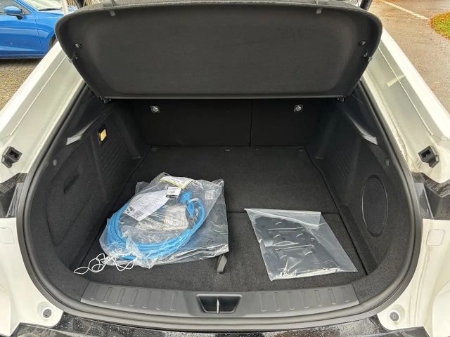 Mazda 6e