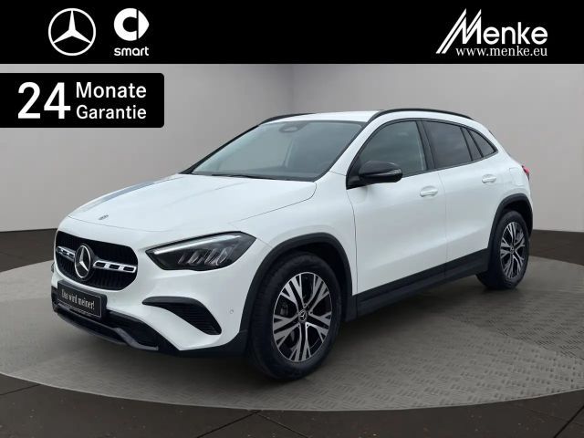 Mercedes-Benz GLA 180 Night+Kamera+Lenkradhzg.+Sitzhzg.+LED 2024 Benzine