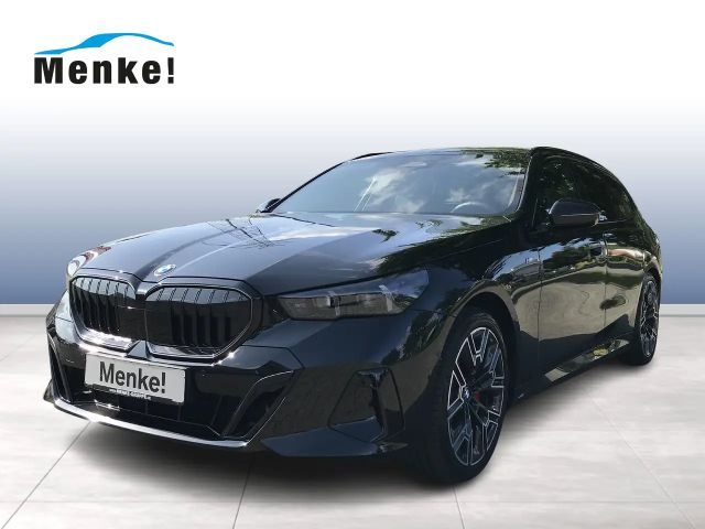 BMW 520 d xDrive M Sportpaket PRO AHK PANO LED 2025 Diesel
