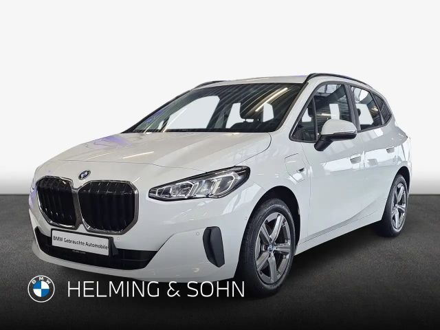 BMW 225 e xDrive Active Tourer DAB RFK Shz. AHK uvm. 2022 Hybride / Benzine