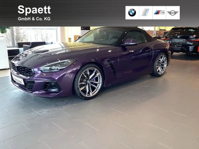 BMW Z4 M40i Head-Up HK HiFi DAB LED WLAN Komfortzg. 2025 Benzine