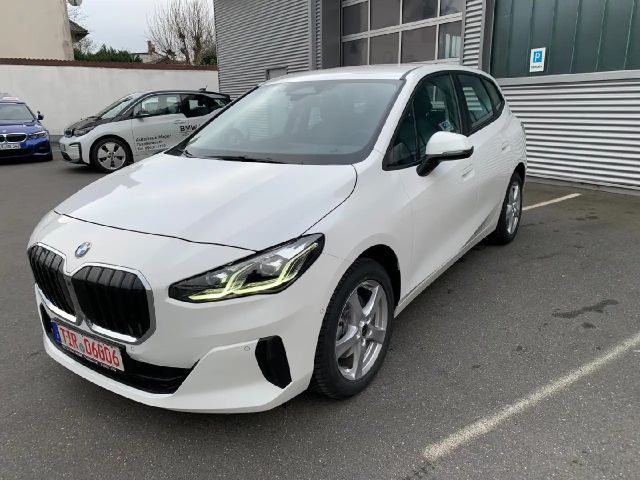 BMW 216 216 i 2024 Benzine