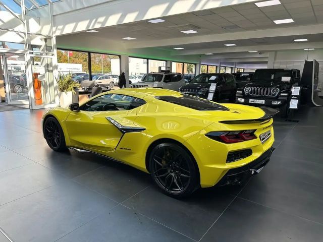 Corvette C8