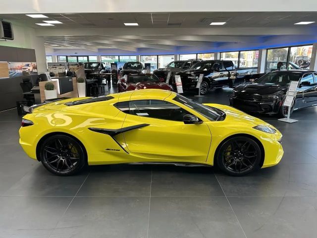 Corvette C8
