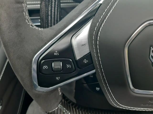 Corvette C8