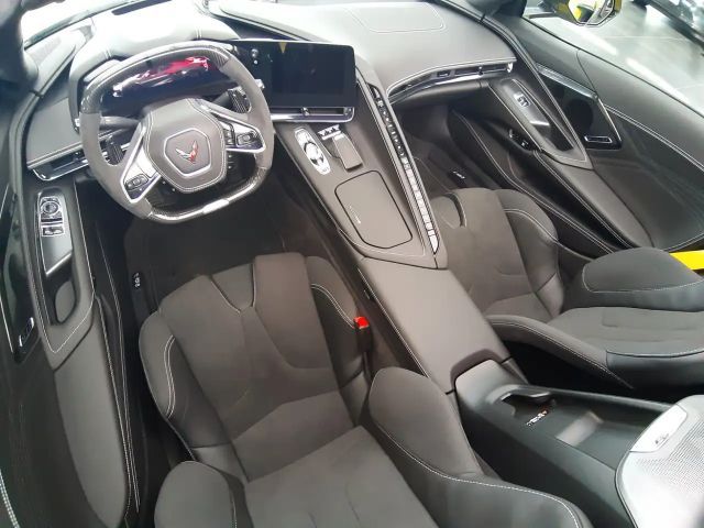 Corvette C8