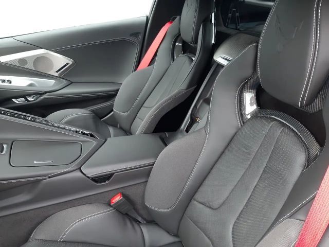 Corvette C8