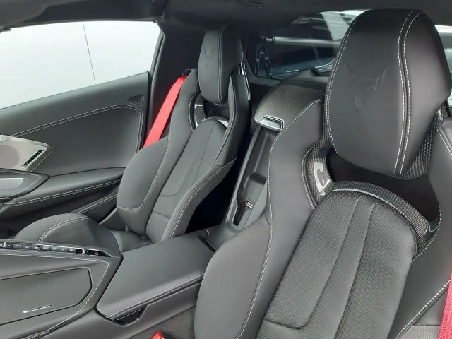 Corvette C8