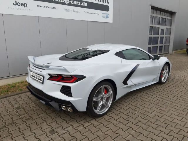 Corvette C8