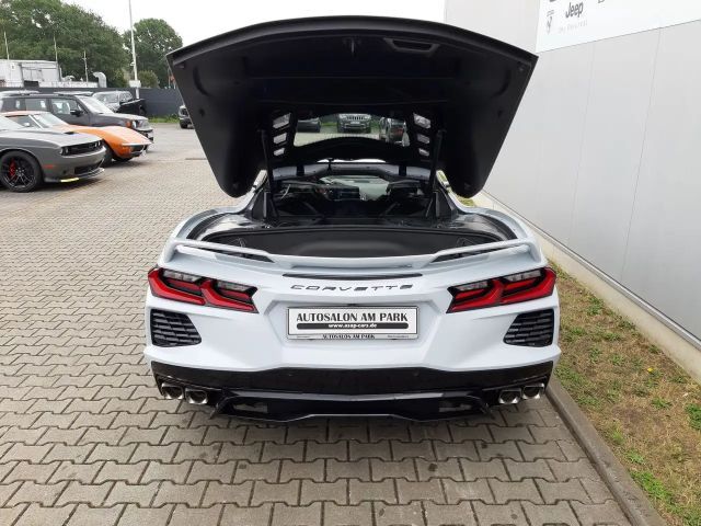 Corvette C8