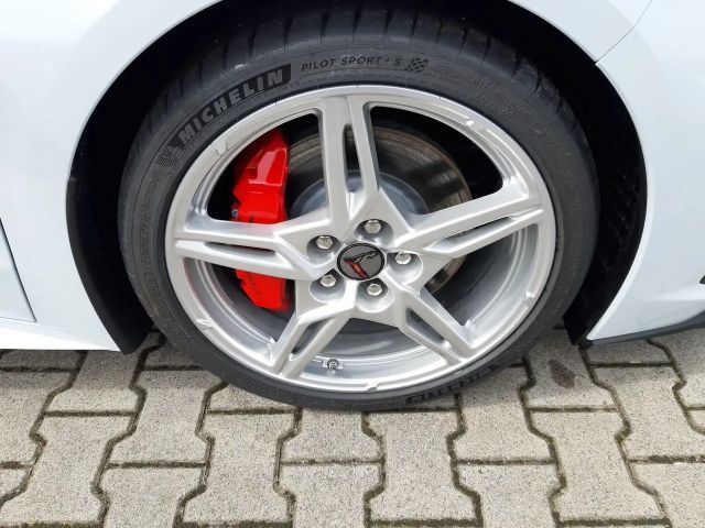 Corvette C8