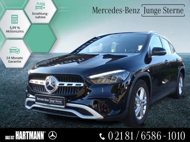 Mercedes-Benz GLA 200 ADVANCED+MBUX+RF.KAM+NAVI+LED+SPURHALTE 2024 Benzine