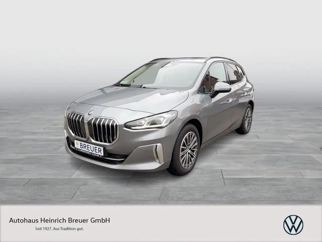 BMW 216 2025 Benzine