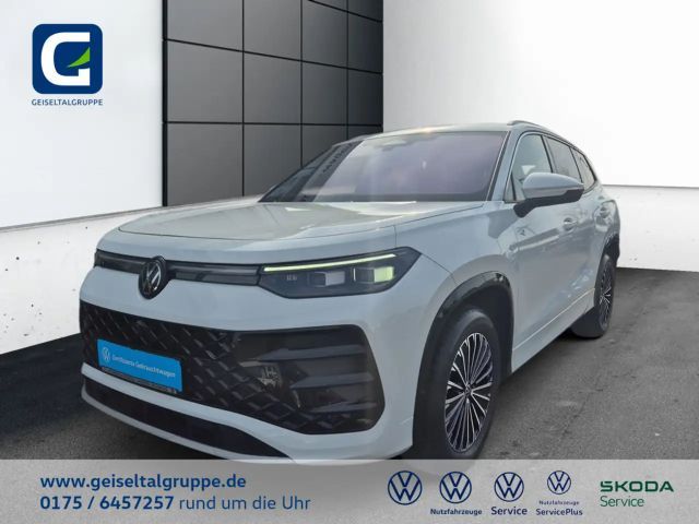 Volkswagen Tayron 2.0 TDI R-Line 4Motion *DSG*AHK*STANDH*PANO*MATRIX*SOUND*VOLL*U 2025 Diesel
