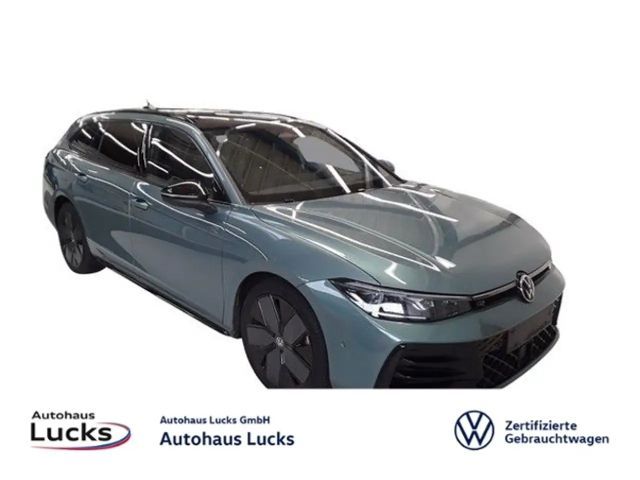 Volkswagen Passat Variant R-Line "Signature" AHK 2025 Diesel