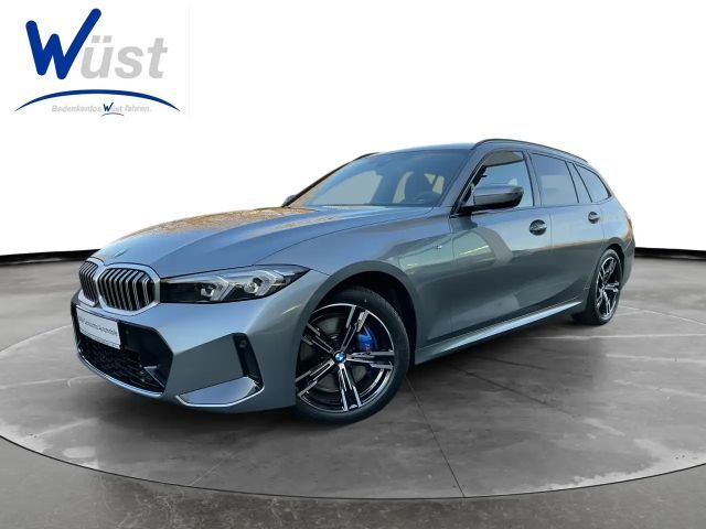 BMW 320 i Touring M Sportpaket Komfortzg. 2025 Benzine