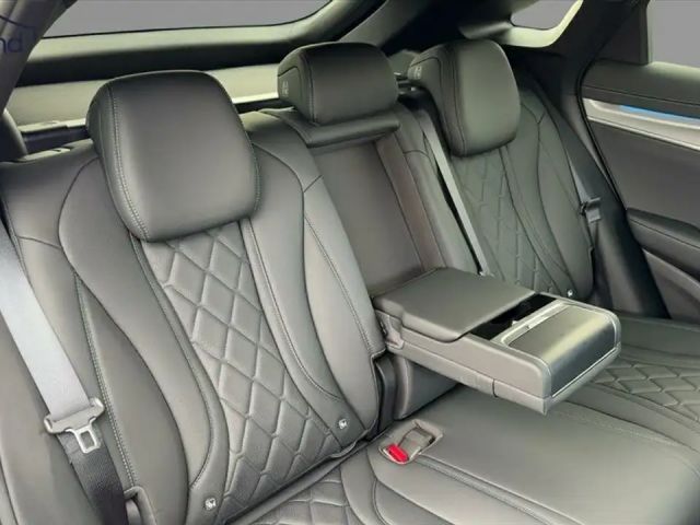 BYD Sealion 7