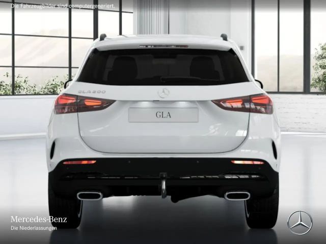 Mercedes-Benz GLA 200