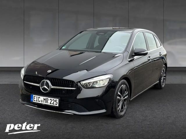 Mercedes-Benz B 220 4MATIC ++PROGRESSIVE+LED+MBUX+8G+17"+AHK++ 2025 Benzine