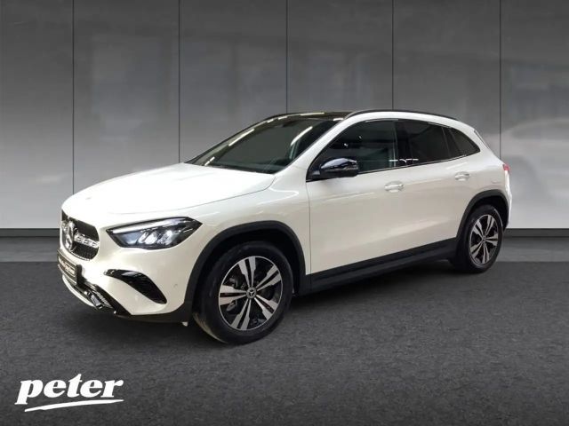 Mercedes-Benz GLA 220 d 4MATIC NIGHT+MBUX+18"+LED+AHK+8G+PANO 2026 Diesel